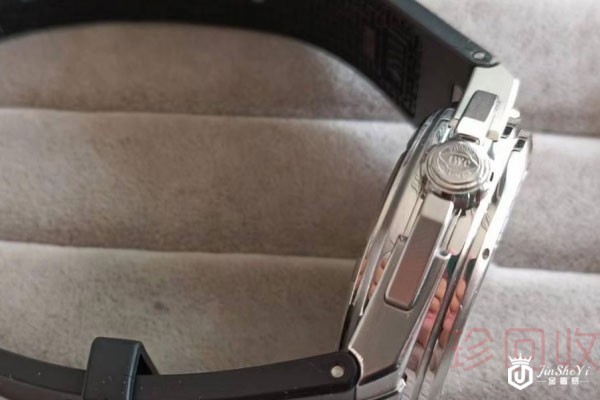 比较老旧的瑞士手表有回收价值吗