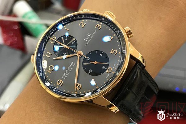 带了2年的手表回收价值还高吗 