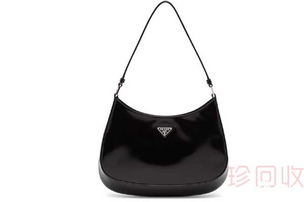  二手普拉达包回收能值多少钱一个