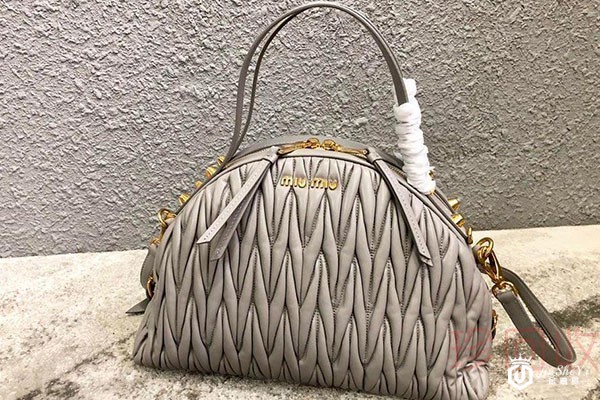 缪缪包包回收多少钱 会被品牌拖后腿吗 