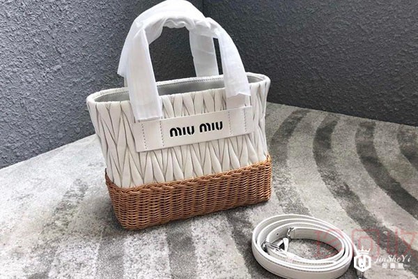 缪缪包包回收多少钱 会被品牌拖后腿吗 