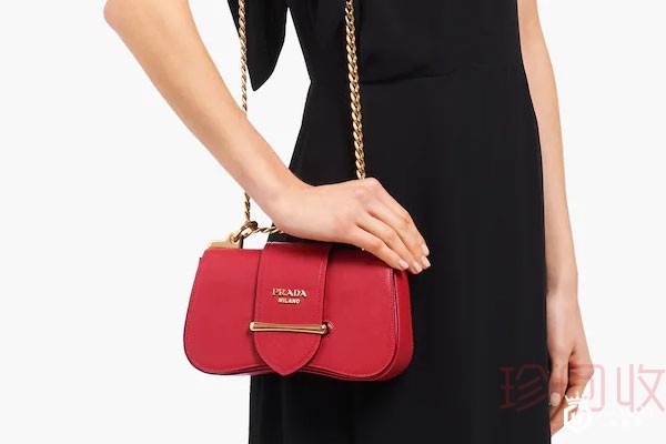 prada包包二手回收价多少更符合行情