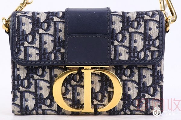 迪奥包包回收实体店交易不如线上平台价高？