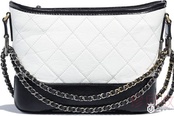 回收名牌包包卖二手一般怎么定价