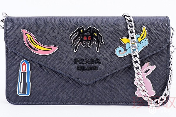 普拉达专卖店回收包包吗 不如试试这里