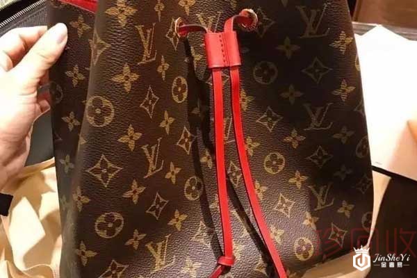二手lv包回收行情怎么样 建议尽早出手