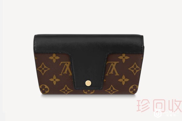 全新lv三合一链条包2手回收价格是多少