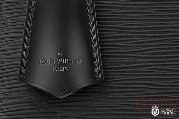 lv包包烫字了可以回收吗 保养好不难回收