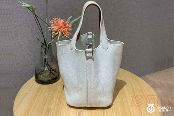 什么地方可以回收品牌包包当面给钱