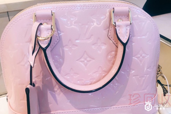 lv4万的包回收一般几折才合理