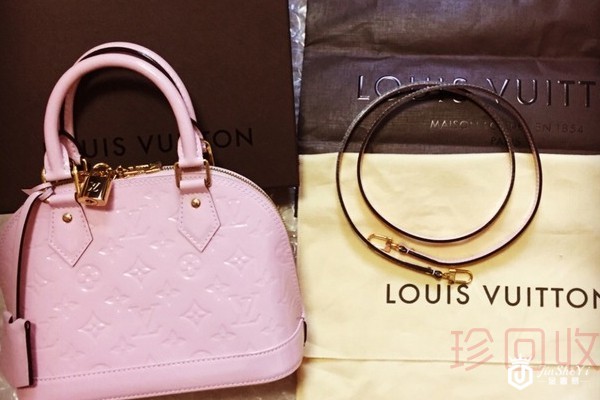 lv4万的包回收一般几折才合理