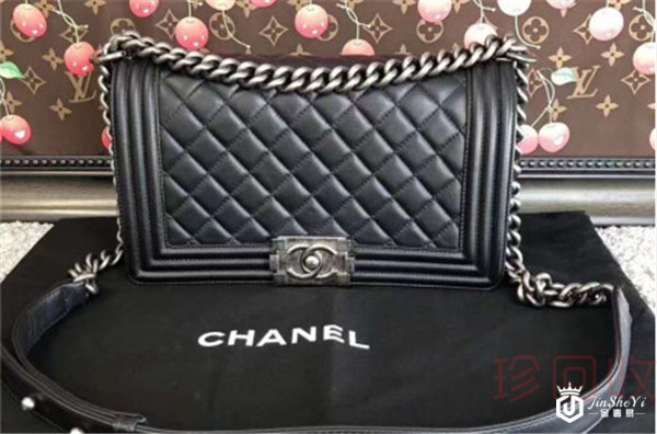 二手香奈儿leboy包回收能卖多少钱 二手香奈儿leboy包回收能卖多少钱