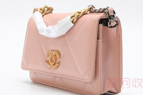 大火的香奈儿19二手回收价格有多少