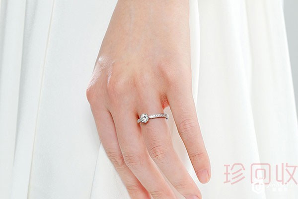 大克拉的钻戒怎么回收变卖比较划算 大克拉的钻戒怎么回收变卖比较划算