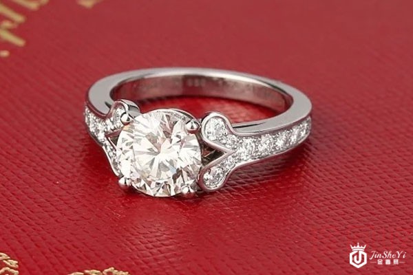 卡地亚750钻戒回收值钱吗 由什么因素决定