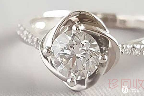 老凤祥钻戒4.jpg