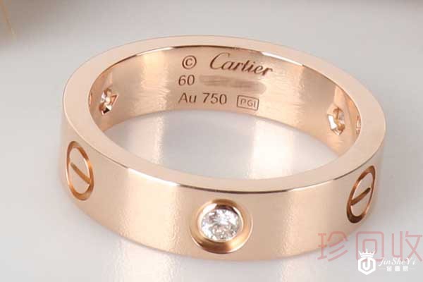 卡地亚三钻戒指回收价格怎么算的 卡地亚三钻戒指回收价格怎么算的