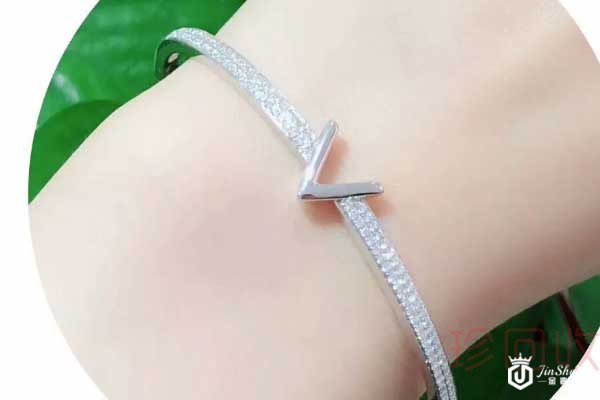 老凤祥钻石手镯回收能卖吗 哪里收