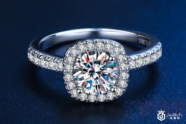 珠宝商回收钻戒吗 专业人士告诉你哪回收好