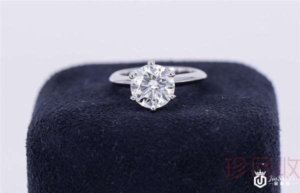 一般金店回不回收钻戒 哪个渠道更合适