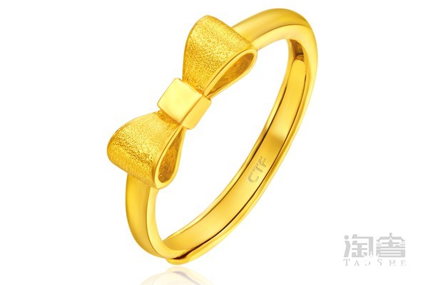 周大福精致蝴蝶结黄金戒指 周大福精致蝴蝶结黄金戒指