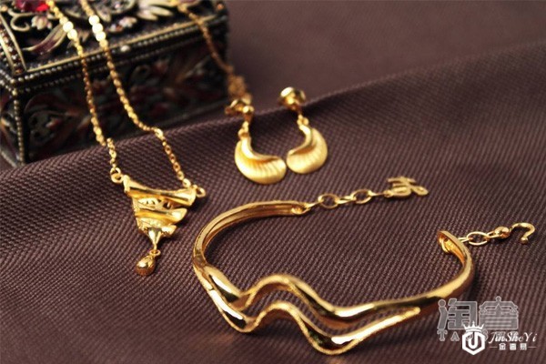 买黄金首饰淡季买 这个总结太精辟了