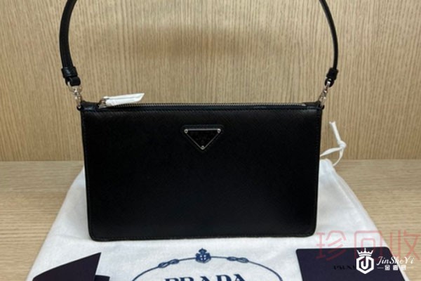 普拉达包有人回收吗 价格应该怎么算