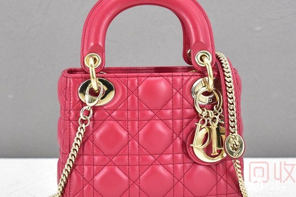 原价四万的dior包回收价格有无两万