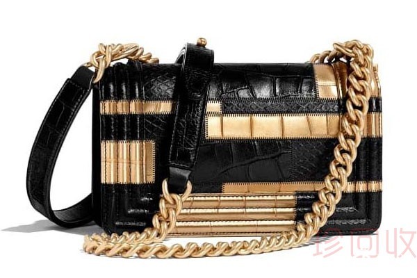 香奈儿蟒蛇皮包包回收价格波动与材质有关吗