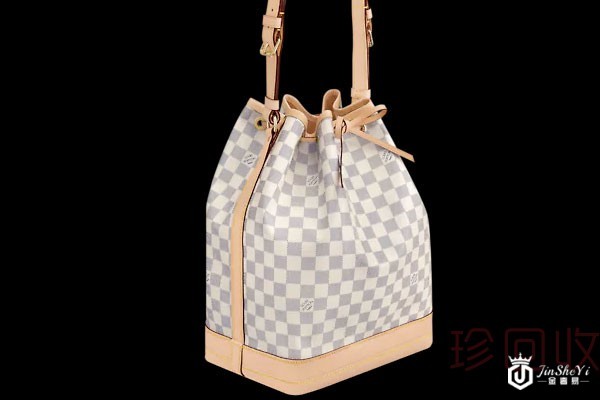 1w3lv水桶包回收一般几折由什么来评估