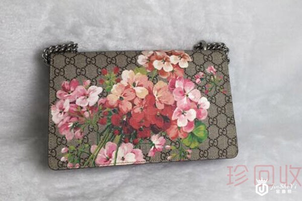 破损的gucci二手包转让回收一般什么价