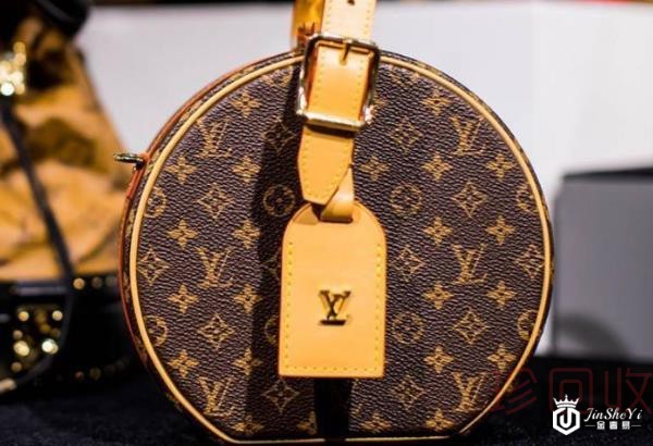 lv软圆饼回收价格是否有望突破七折