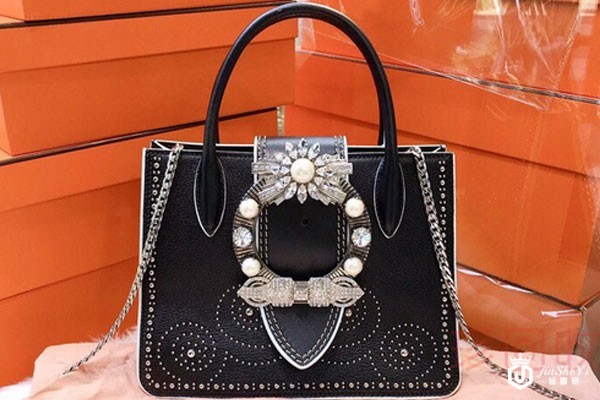 miumiu包回收正规店铺怎么找