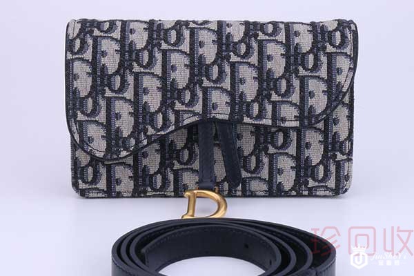 dior腰包回收价是否和成色有关