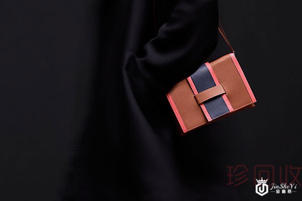 爱马仕奢侈品二手包包回收多少钱