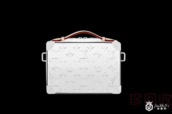 95新的lv包包回收价格一般多少钱