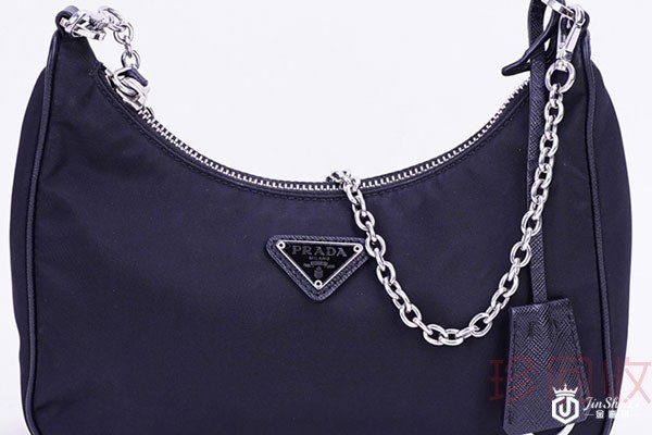 二手prada包包三合一回收卖多少钱 成色不容忽视