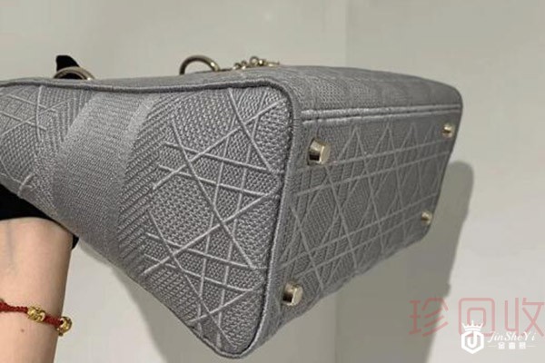 回收包包价钱普遍都是什么价位