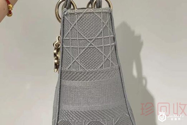 回收包包价钱普遍都是什么价位