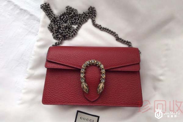 二手名包回收几折 看些因素定价