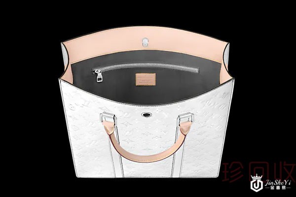 lv手提包回收价值高不高