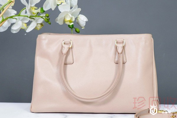 prada包包回收价格受哪些因素影响