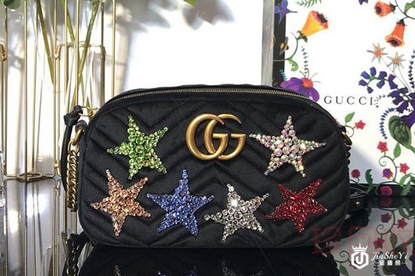 没用过的名牌包包回收大概几折 