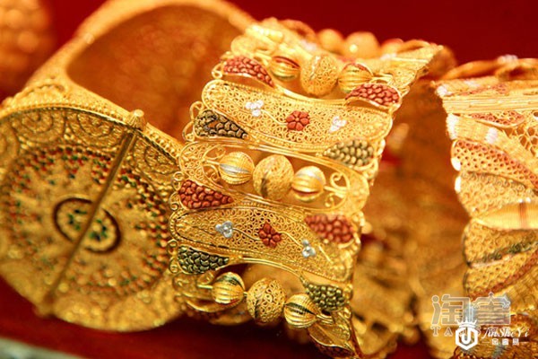 什么牌子的黄金不能买 非大牌的黄金能买吗？