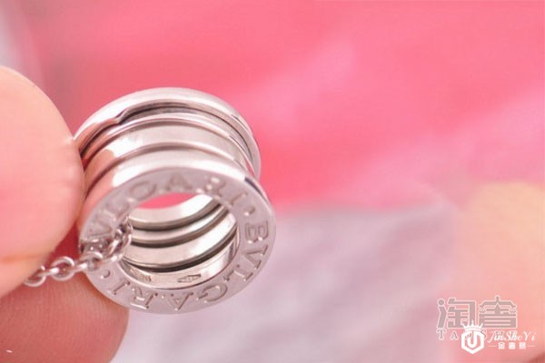 宝格丽项链真假图对比，拥有真假对比技巧购物无忧