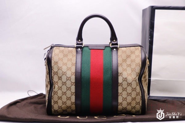 古驰老花红绿条纹枕头包外观展示