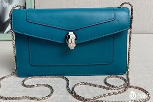宝格丽孔雀石蛇头单肩包实拍 宝格丽孔雀石蛇头单肩包实拍