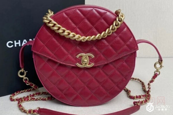 香奈儿圆饼羊皮菱格纹迷你口盖包实拍 香奈儿圆饼羊皮菱格纹迷你口盖包实拍