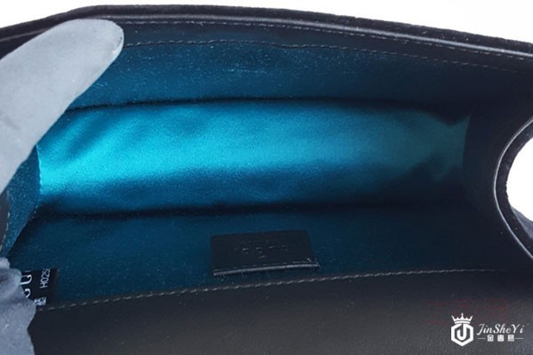 古驰黑色天鹅绒镶水钻单肩包内部实拍 古驰黑色天鹅绒镶水钻单肩包内部实拍