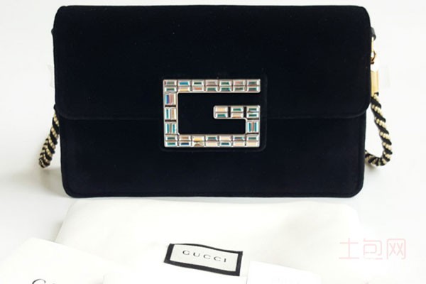 古驰黑色天鹅绒镶水钻单肩包实拍 古驰黑色天鹅绒镶水钻单肩包实拍